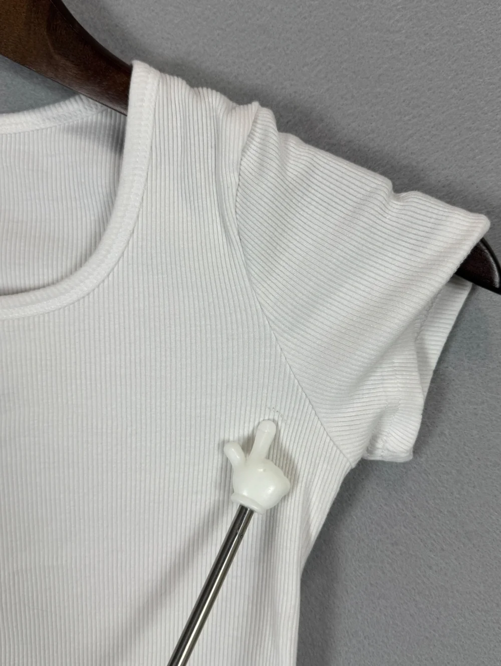 White Ribbed Scoop Neck Short Sleeve Top Girls Size 7-8Y